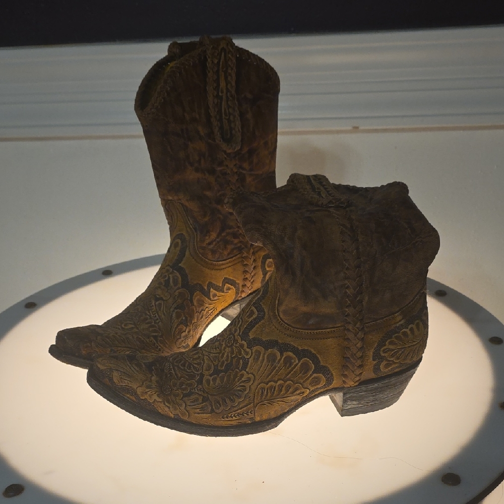 Old Gringo Distressed Brown Ankle Booties